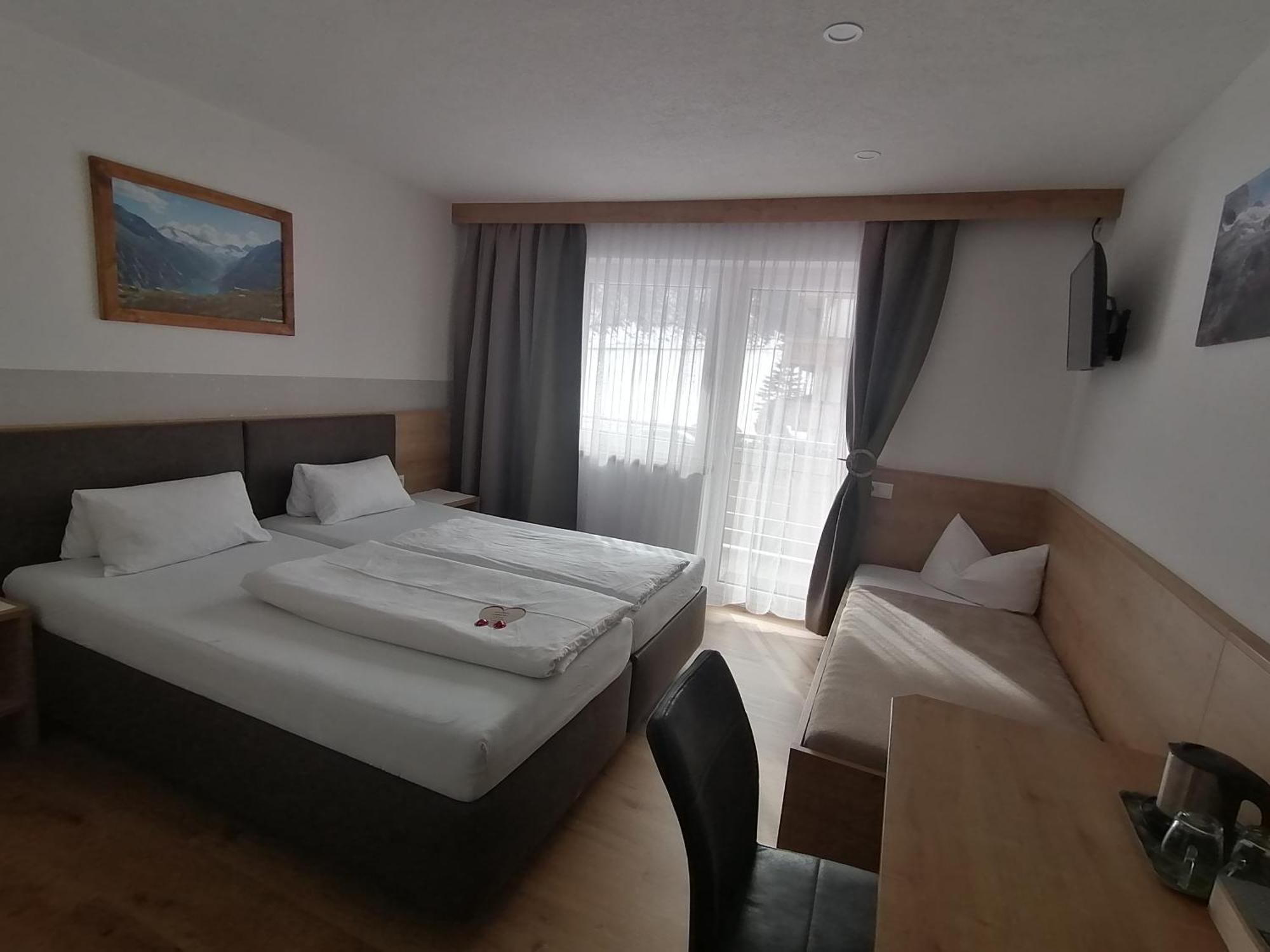 Gaestehaus Holaus Mayrhofen Exteriör bild