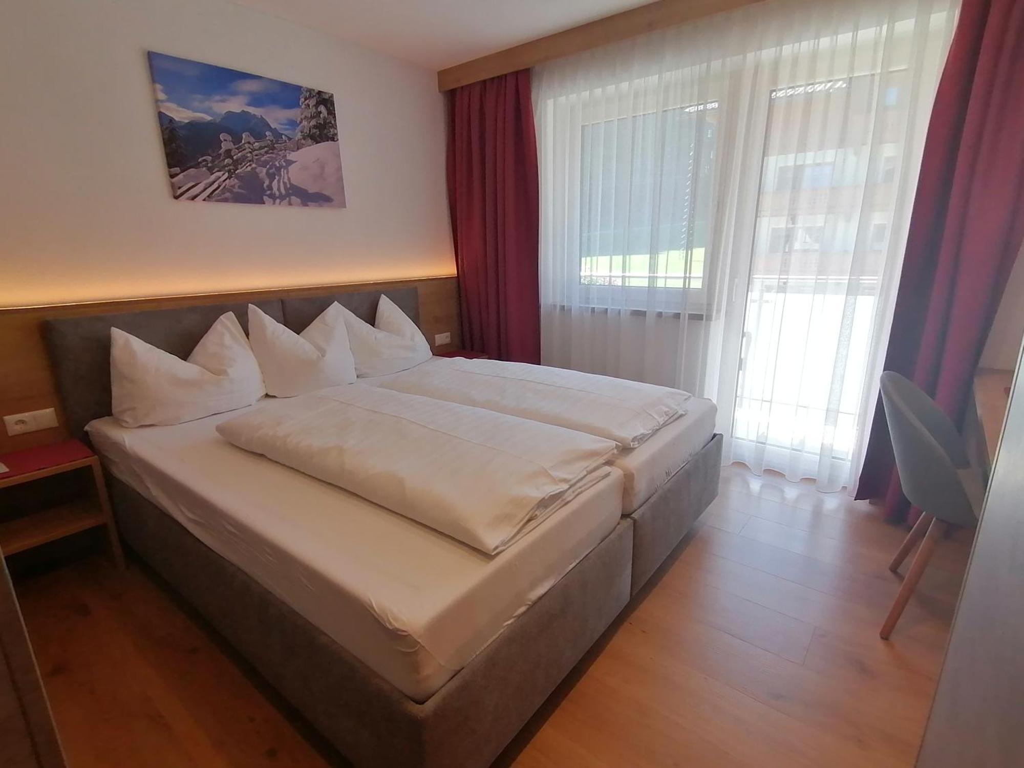 Gaestehaus Holaus Mayrhofen Exteriör bild